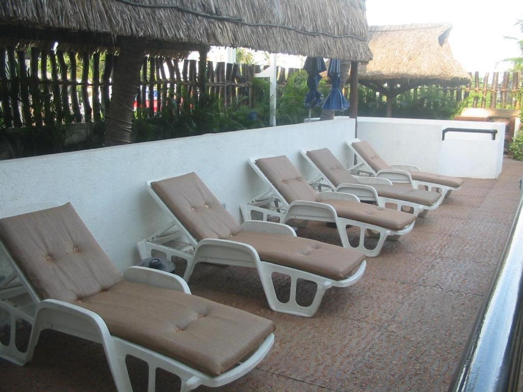 Bungalows Villarena Acapulco Exterior photo
